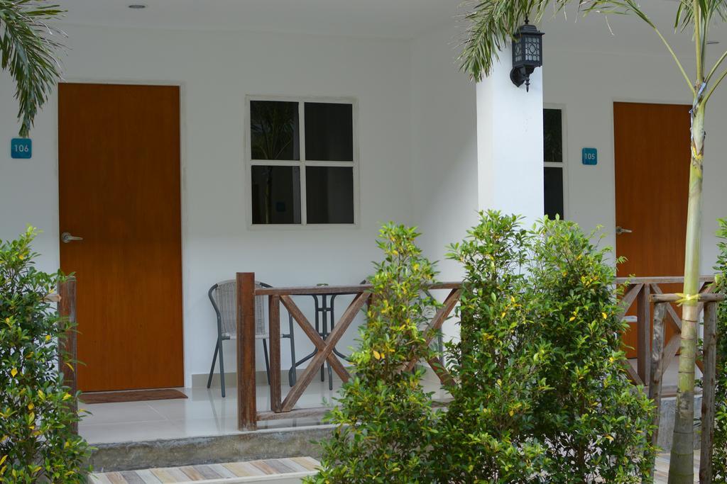 A Pousada Irest Ao Nang Seafront Exterior foto