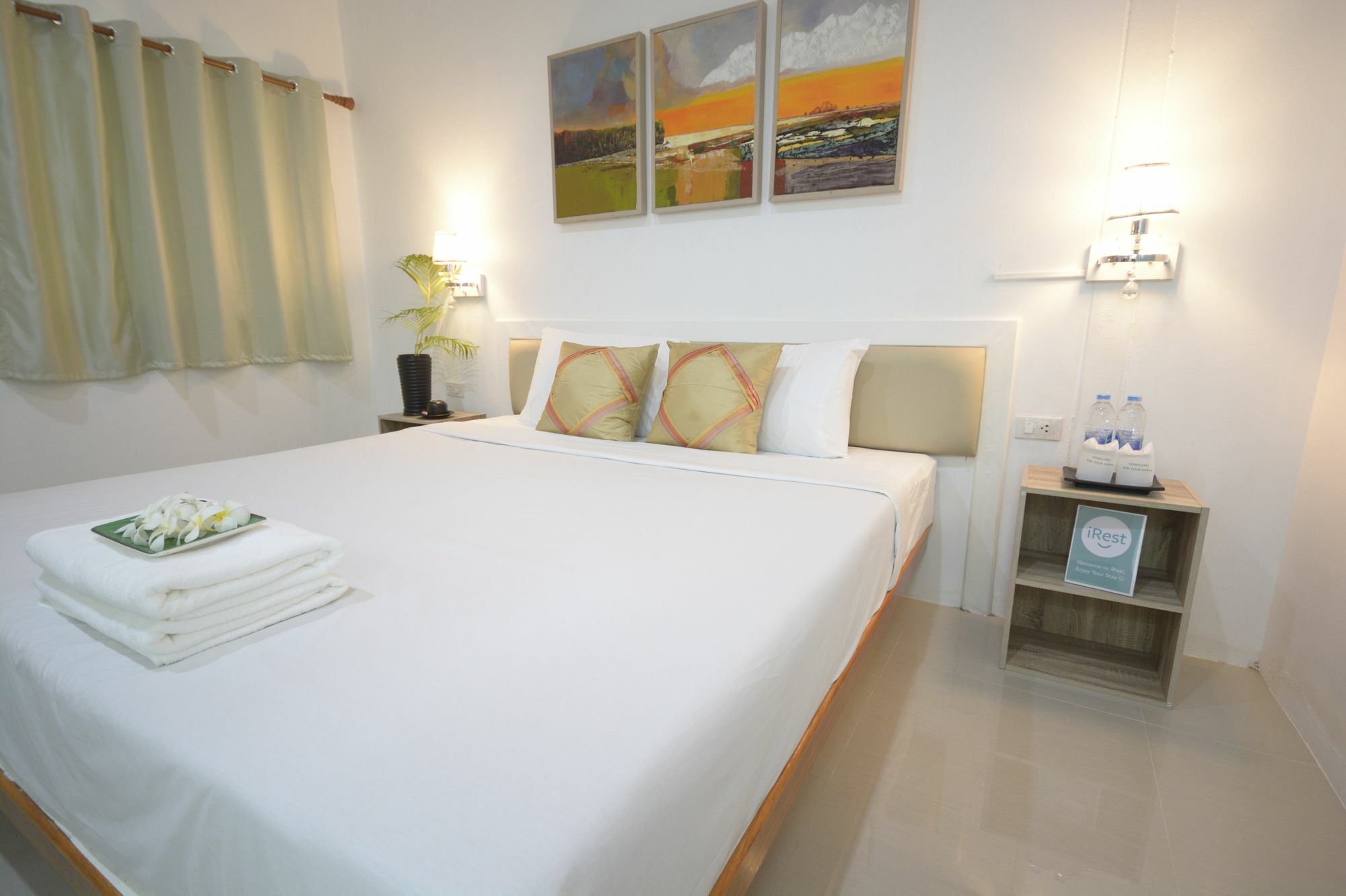 A Pousada Irest Ao Nang Seafront Exterior foto