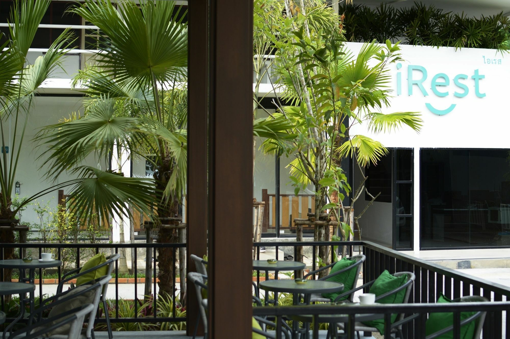 A Pousada Irest Ao Nang Seafront Exterior foto
