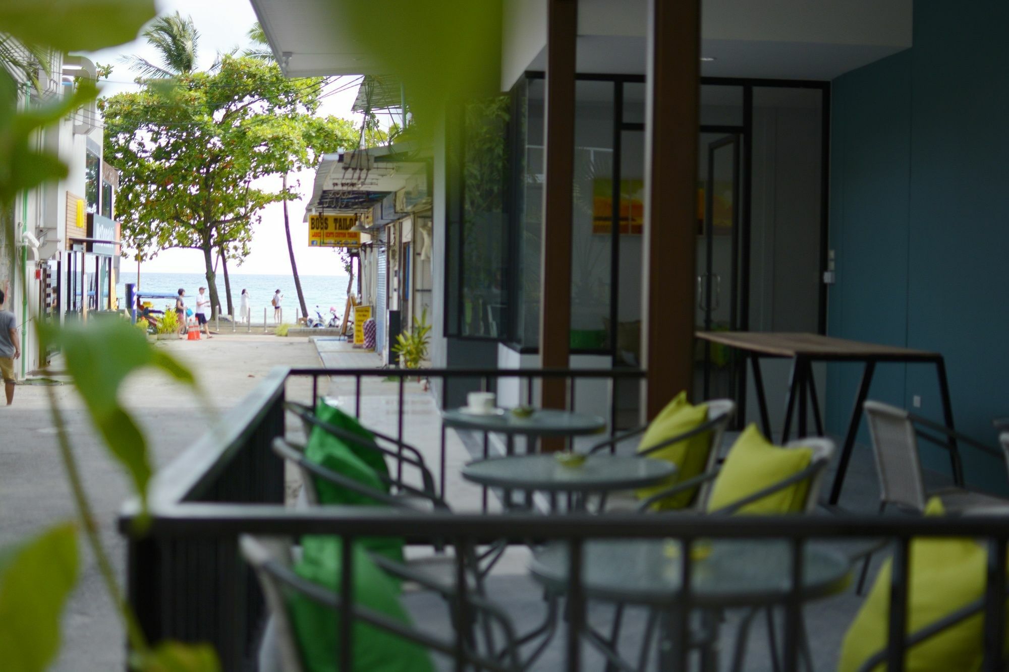 A Pousada Irest Ao Nang Seafront Exterior foto
